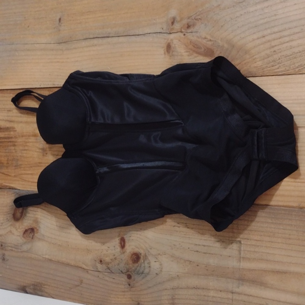 Maidenform Black Convertible Easy Up Strapless Firm C… Gem